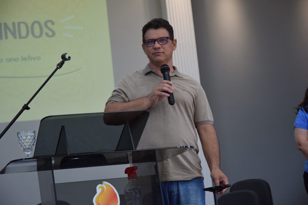 Profissionais da área da educação de Iguatemi participam de treinamento de primeiros socorros Profissionais da área da educação de Iguatemi participam de treinamento de primeiros socorros