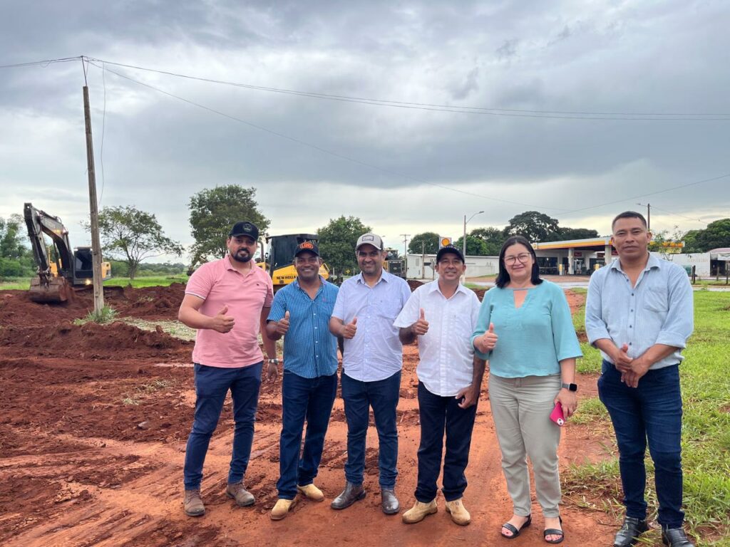 Parceria com o Conisul garante limpeza da linha internacional em Paranhos Parceria com o Conisul garante limpeza da linha internacional em Paranhos