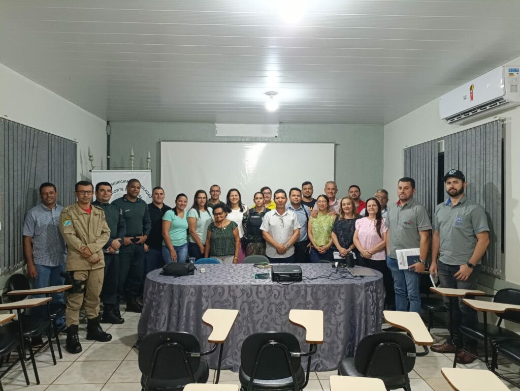 Moacir Baratelli participa de reunião no Conselho de Segurança e debate proteção às mulheres em Caarapó Moacir Baratelli participa de reunião no Conselho de Segurança e debate proteção às mulheres em Caarapó