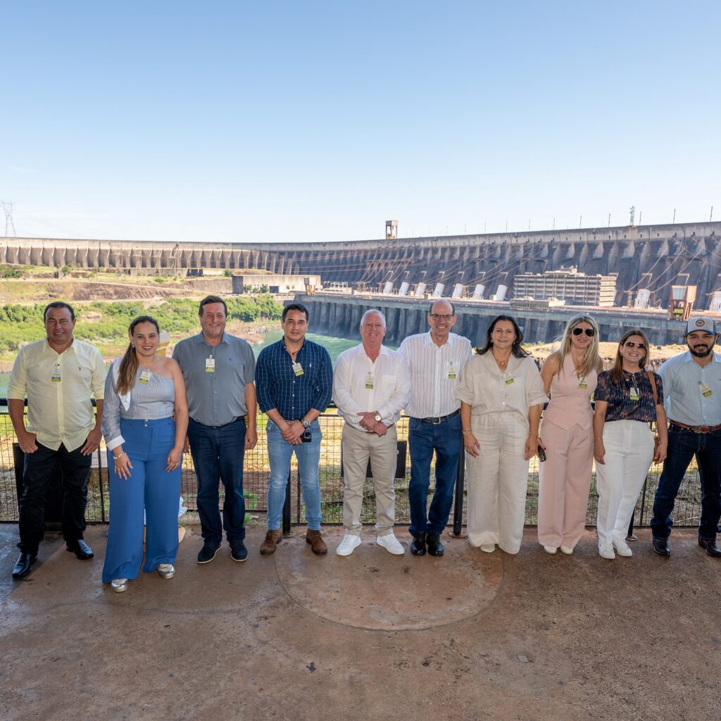 Eldorado: Prefeitos do Conisul discutem convênios e novas parcerias na Itaipu Binacional Eldorado: Prefeitos do Conisul discutem convênios e novas parcerias na Itaipu Binacional