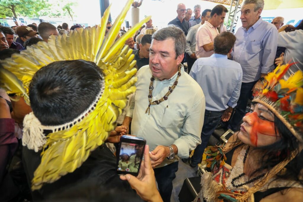 Para beneficiar famílias indígenas, MS recebe R$ 55,1 milhões para construção de casas em sete municípios Para beneficiar famílias indígenas, MS recebe R$ 55,1 milhões para construção de casas em sete municípios