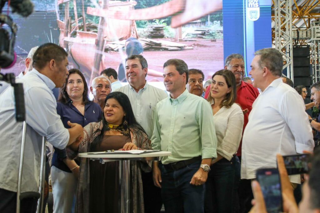 Para beneficiar famílias indígenas, MS recebe R$ 55,1 milhões para construção de casas em sete municípios Para beneficiar famílias indígenas, MS recebe R$ 55,1 milhões para construção de casas em sete municípios
