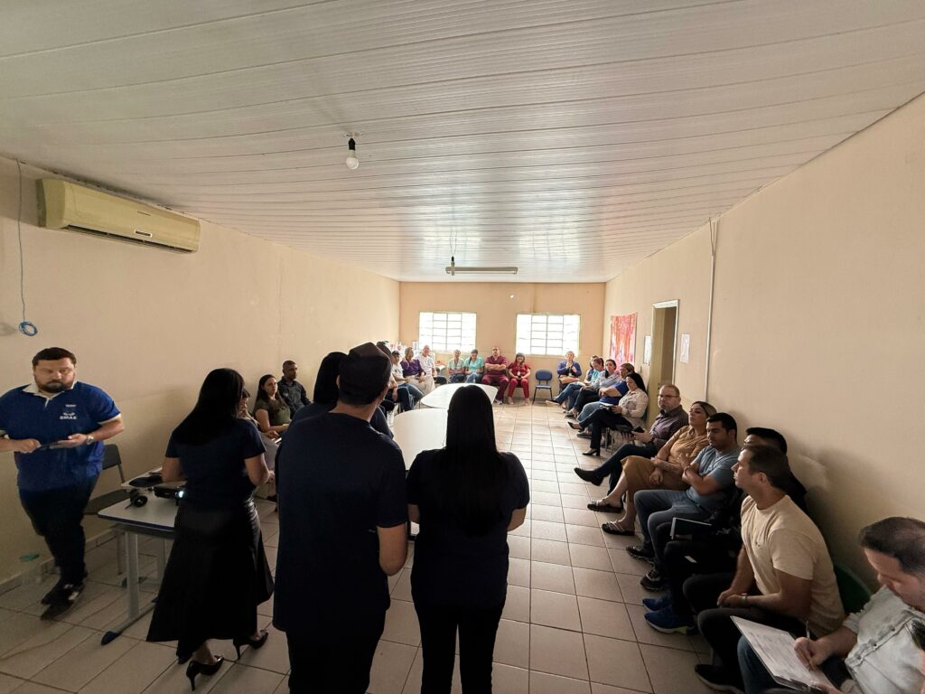 Rede de Proteção se fortalece em Amambai com reunião no CREAS Rede de Proteção se fortalece em Amambai com reunião no CREAS