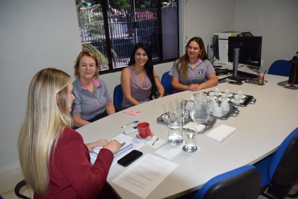 Iguatemi: Promotoria Pública realiza reunião para debater sobre políticas públicas e combate à violência contra a mulher