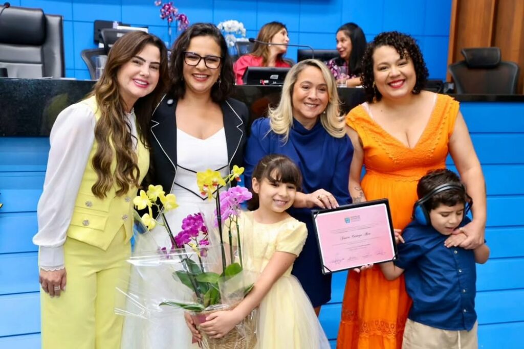 Deputada Mara Caseiro destaca sessão solene da ALEMS em homenagem às mulheres, com a entrega do Troféu Celina Jallad Deputada Mara Caseiro destaca sessão solene da ALEMS em homenagem às mulheres, com a entrega do Troféu Celina Jallad