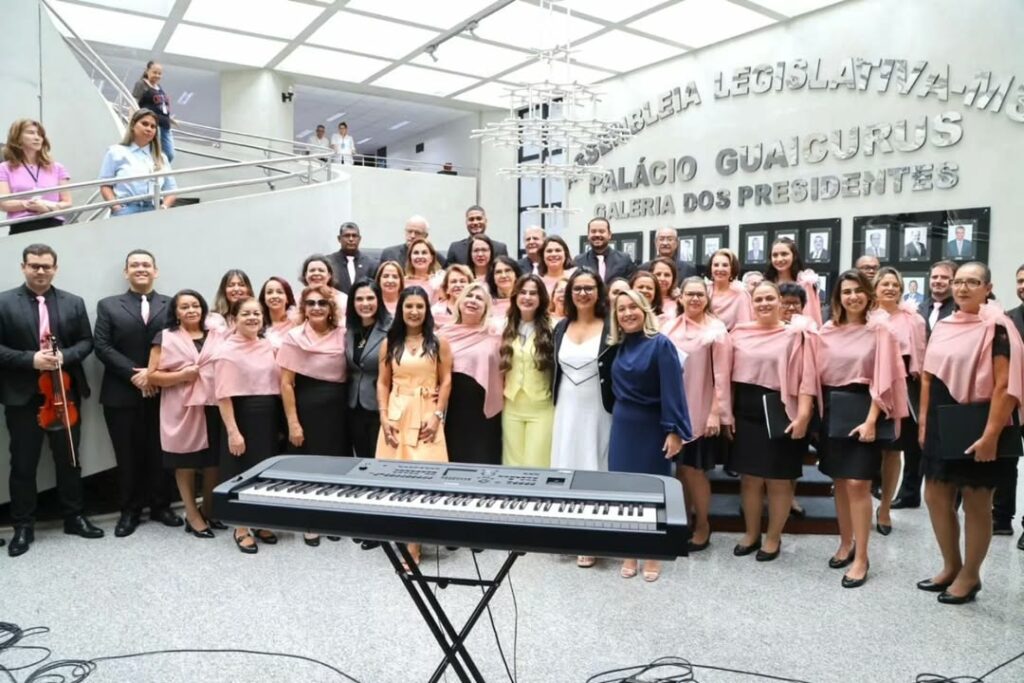 Deputada Mara Caseiro destaca sessão solene da ALEMS em homenagem às mulheres, com a entrega do Troféu Celina Jallad Deputada Mara Caseiro destaca sessão solene da ALEMS em homenagem às mulheres, com a entrega do Troféu Celina Jallad