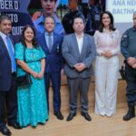 Coronel David recebe medalha da Polícia Militar por atuação no combate à violência contra a mulher