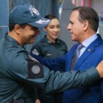 Coronel David recebe medalha da Polícia Militar por atuação no combate à violência contra a mulher