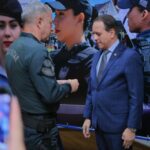 Coronel David recebe medalha da Polícia Militar por atuação no combate à violência contra a mulher