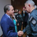 Coronel David recebe medalha da Polícia Militar por atuação no combate à violência contra a mulher