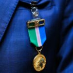 Coronel David recebe medalha da Polícia Militar por atuação no combate à violência contra a mulher