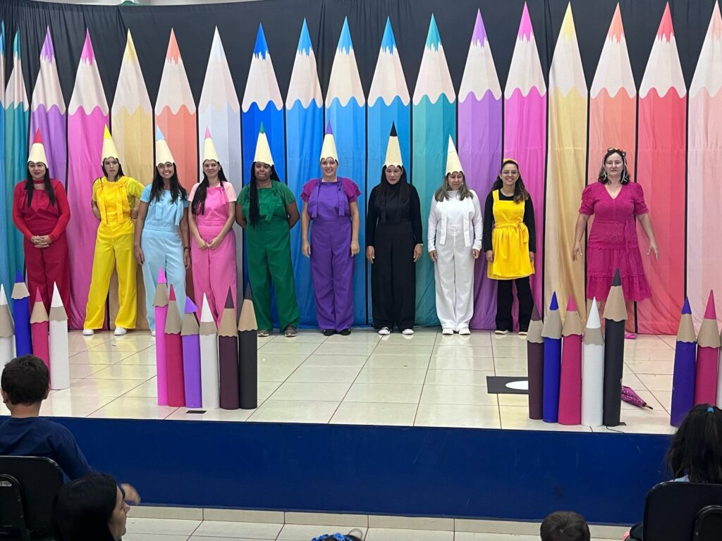 Com peças teatrais e entrega de chocolates, alunos da Rede Municipal de Ensino de Iguatemi comemoraram à Páscoa Com peças teatrais e entrega de chocolates, alunos da Rede Municipal de Ensino de Iguatemi comemoraram à Páscoa