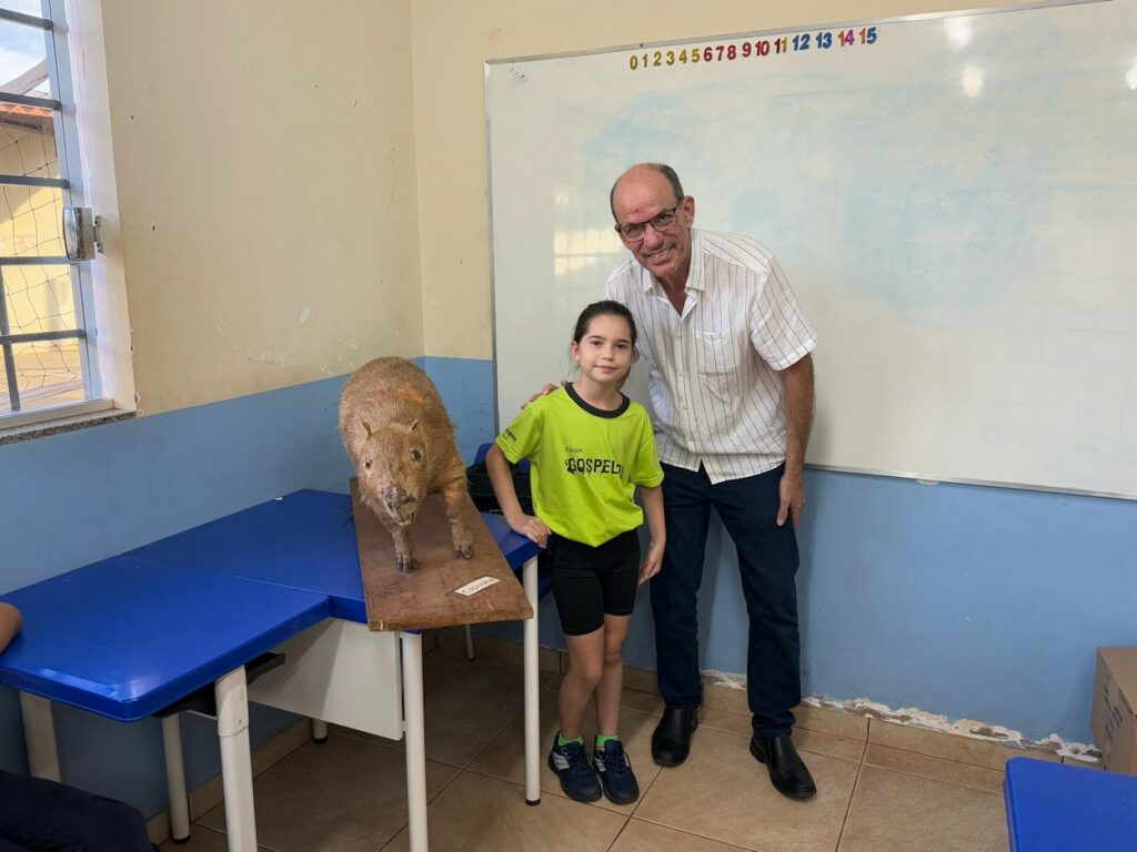 Alunos do Projeto Florestinha recebem ovos de Páscoa em ação da Prefeitura de Amambai