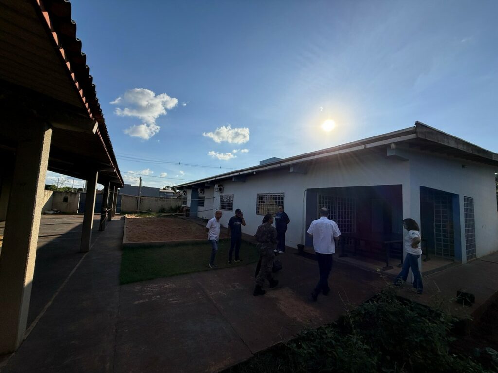 Alunos do Projeto Florestinha recebem ovos de Páscoa em ação da Prefeitura de Amambai