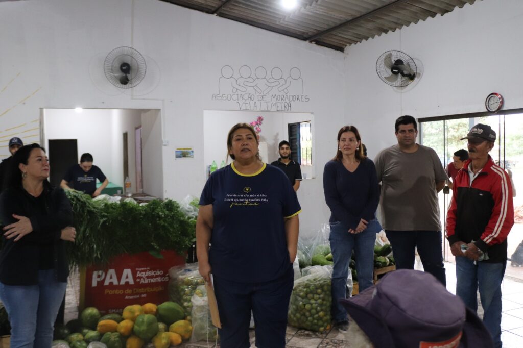 Prefeitura de Amambai realiza entrega de alimentos do PAA na Vila Limeira Prefeitura de Amambai realiza entrega de alimentos do PAA na Vila Limeira