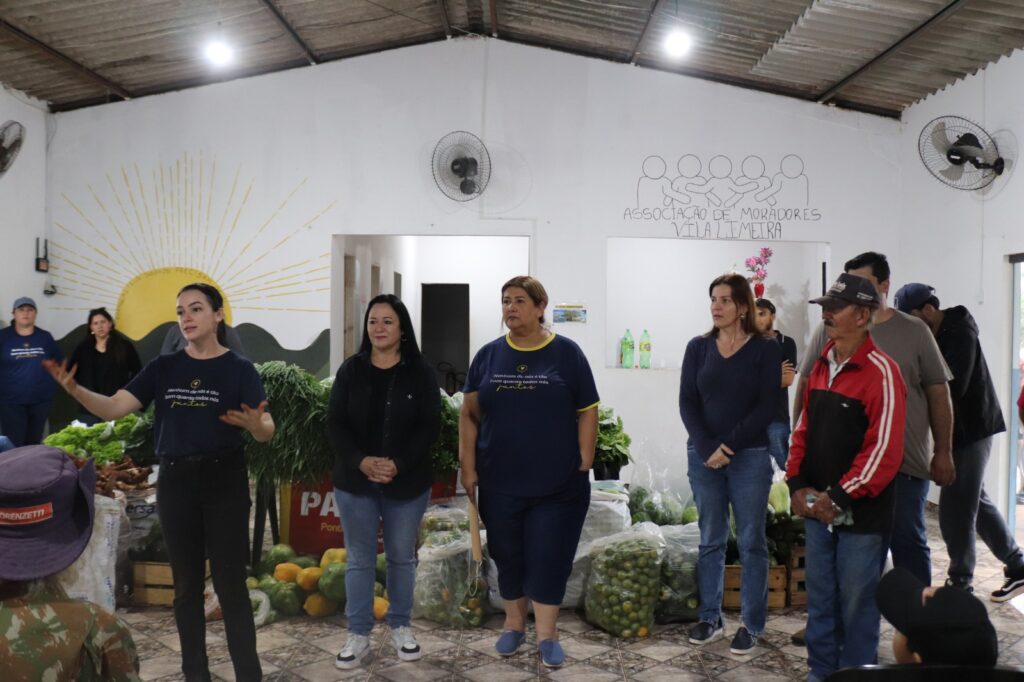 Prefeitura de Amambai realiza entrega de alimentos do PAA na Vila Limeira Prefeitura de Amambai realiza entrega de alimentos do PAA na Vila Limeira