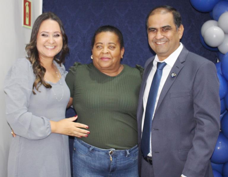 Ato na Câmara Municipal marca posse de Hélio Acosta e Alfredo Soares como prefeito e vice em Paranhos