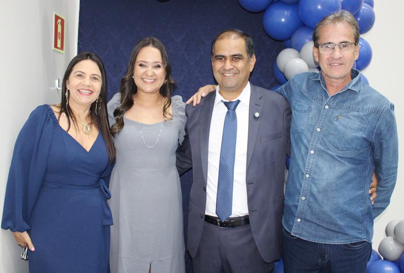 Ato na Câmara Municipal marca posse de Hélio Acosta e Alfredo Soares como prefeito e vice em Paranhos