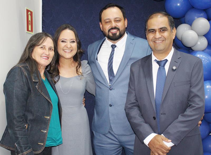 Ato na Câmara Municipal marca posse de Hélio Acosta e Alfredo Soares como prefeito e vice em Paranhos