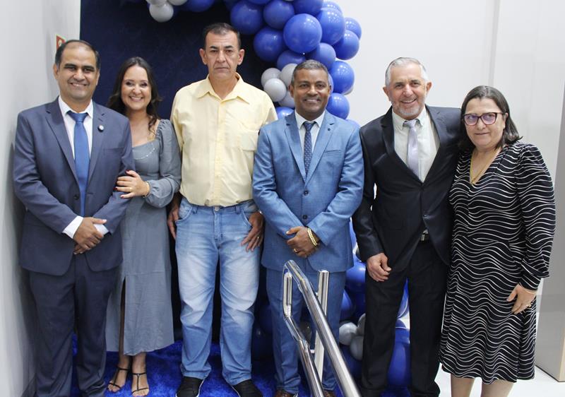 Ato na Câmara Municipal marca posse de Hélio Acosta e Alfredo Soares como prefeito e vice em Paranhos