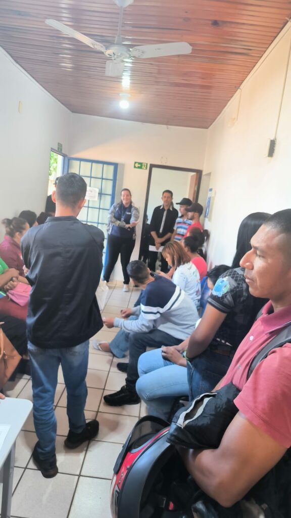Mais de 80 candidatos de Iguatemi participam de entrevista para preencher 50 vagas na empresa Frango Bello Mais de 80 candidatos de Iguatemi participam de entrevista para preencher 50 vagas na empresa Frango Bello