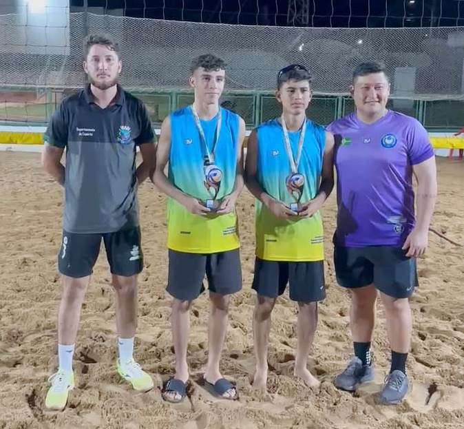 Com a participação de duplas de toda a região 1º Torneio de Vôlei de Praia foi sucesso total em Sete Quedas Com a participação de duplas de toda a região 1º Torneio de Vôlei de Praia foi sucesso total em Sete Quedas
