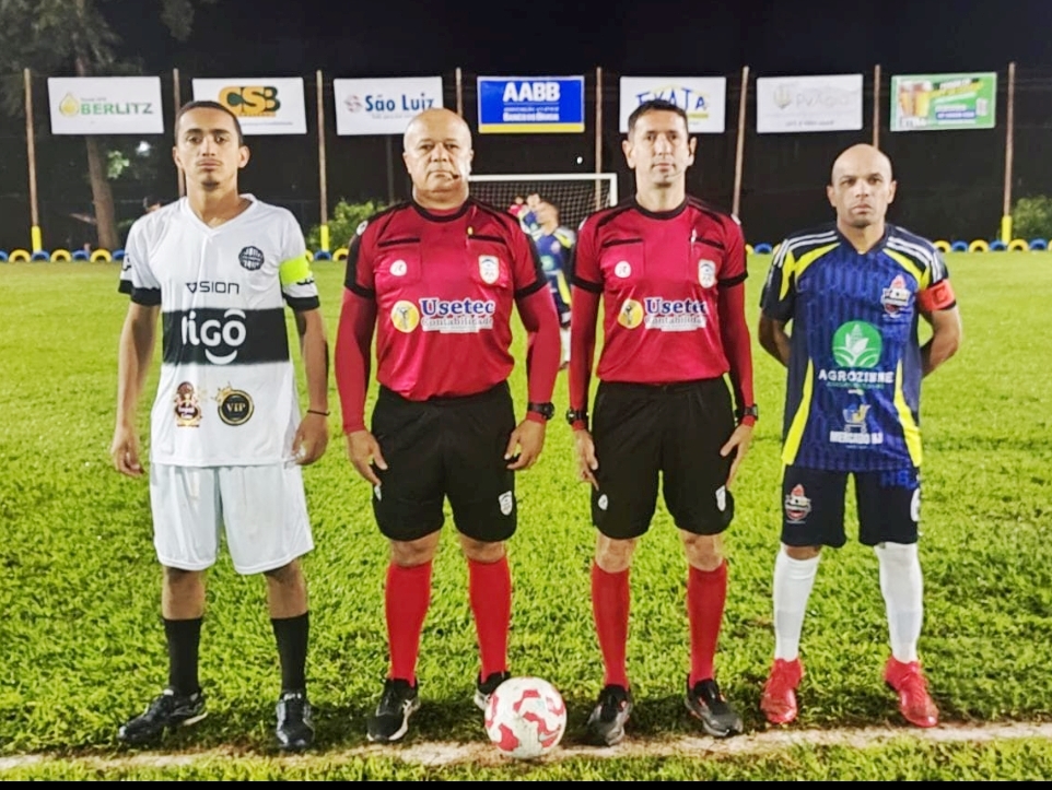 20ª Copa Ouro de Futebol Suíço define semifinalistas em Amambai 20ª Copa Ouro de Futebol Suíço define semifinalistas em Amambai