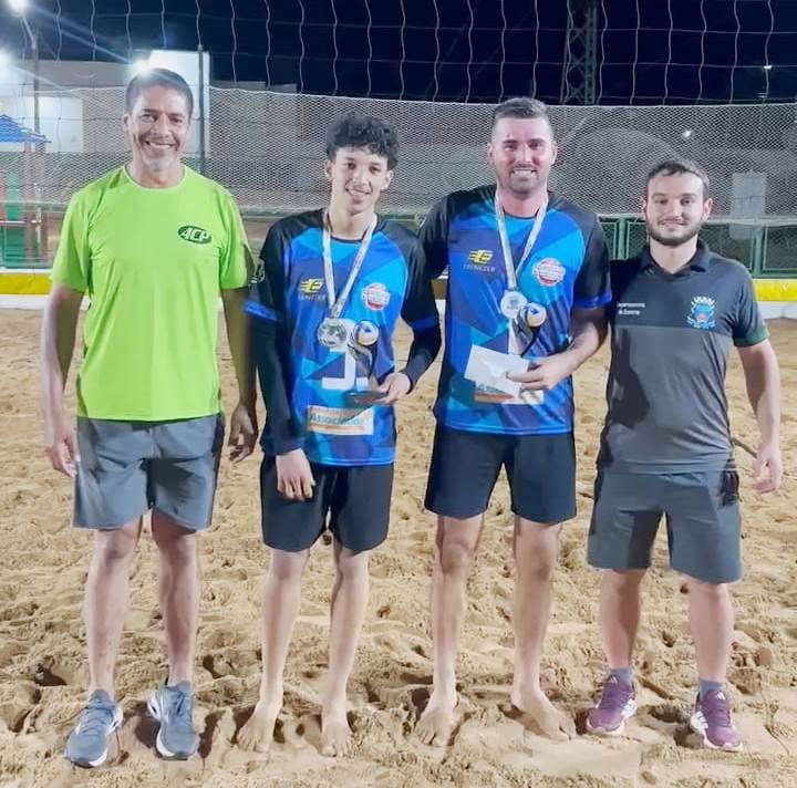 Com a participação de duplas de toda a região 1º Torneio de Vôlei de Praia foi sucesso total em Sete Quedas Com a participação de duplas de toda a região 1º Torneio de Vôlei de Praia foi sucesso total em Sete Quedas