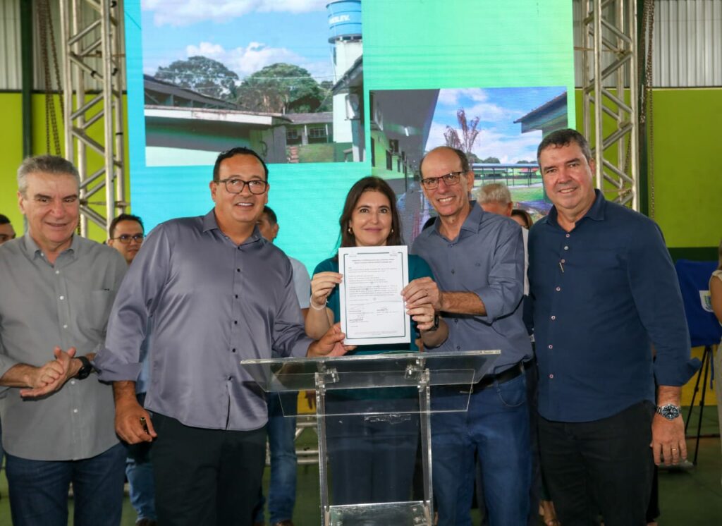 Governo de MS entregas obras e anuncia o tão sonhado contorno viário de Amambai Governo de MS entregas obras e anuncia o tão sonhado contorno viário de Amambai