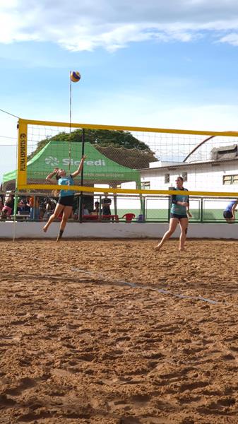 Com a participação de duplas de toda a região 1º Torneio de Vôlei de Praia foi sucesso total em Sete Quedas Com a participação de duplas de toda a região 1º Torneio de Vôlei de Praia foi sucesso total em Sete Quedas