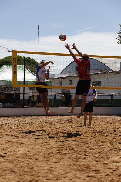 Com a participação de duplas de toda a região 1º Torneio de Vôlei de Praia foi sucesso total em Sete Quedas Com a participação de duplas de toda a região 1º Torneio de Vôlei de Praia foi sucesso total em Sete Quedas
