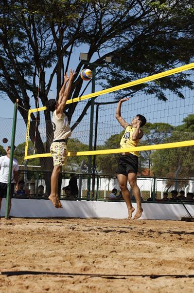 Com a participação de duplas de toda a região 1º Torneio de Vôlei de Praia foi sucesso total em Sete Quedas Com a participação de duplas de toda a região 1º Torneio de Vôlei de Praia foi sucesso total em Sete Quedas