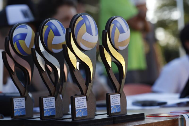 Com a participação de duplas de toda a região 1º Torneio de Vôlei de Praia foi sucesso total em Sete Quedas Com a participação de duplas de toda a região 1º Torneio de Vôlei de Praia foi sucesso total em Sete Quedas