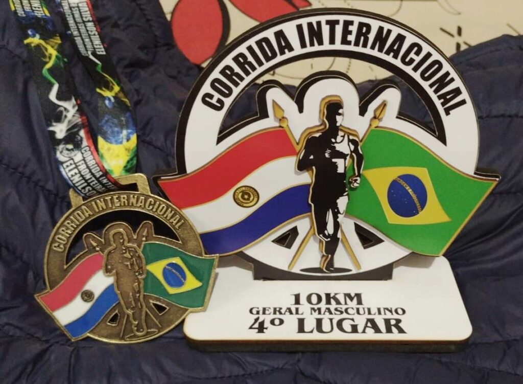 Atletas de Amambai conquistam 1º e 4º lugares em corrida pedestre em Bela Vista Atletas de Amambai conquistam 1º e 4º lugares em corrida pedestre em Bela Vista