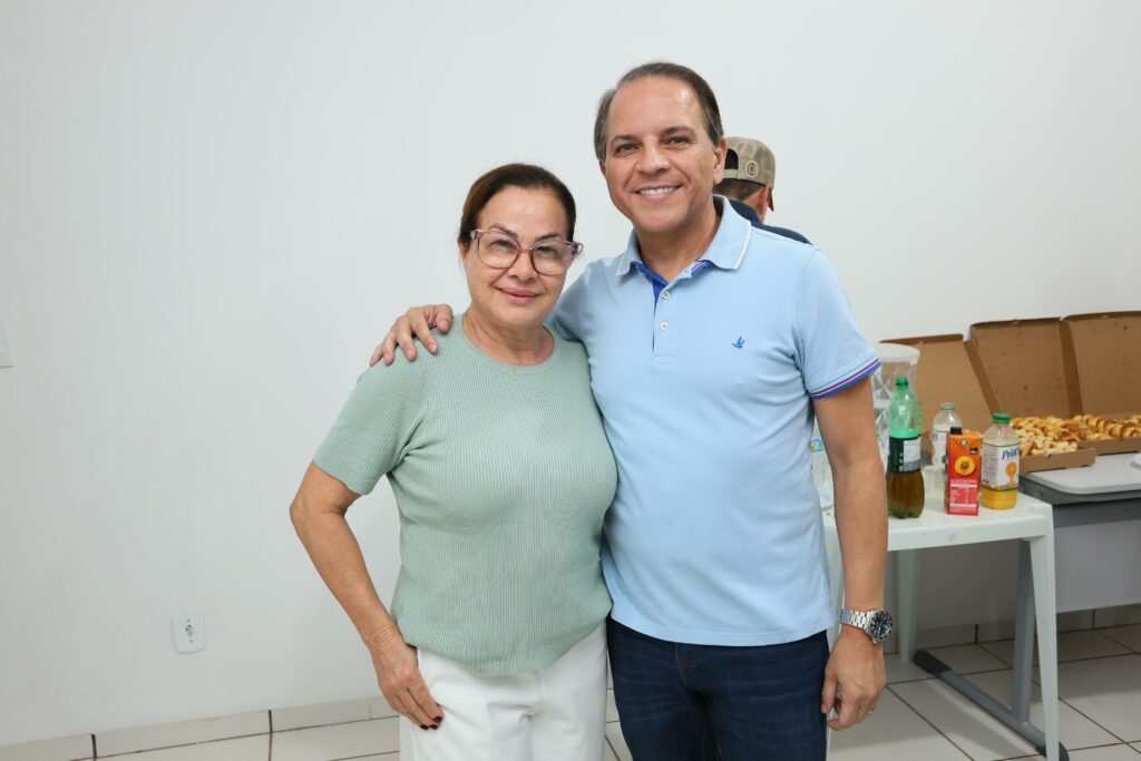 Coronel David entrega R$ 50 mil para brinquedoteca da Casa de Acolhimento Infantil em Coronel Sapucaia