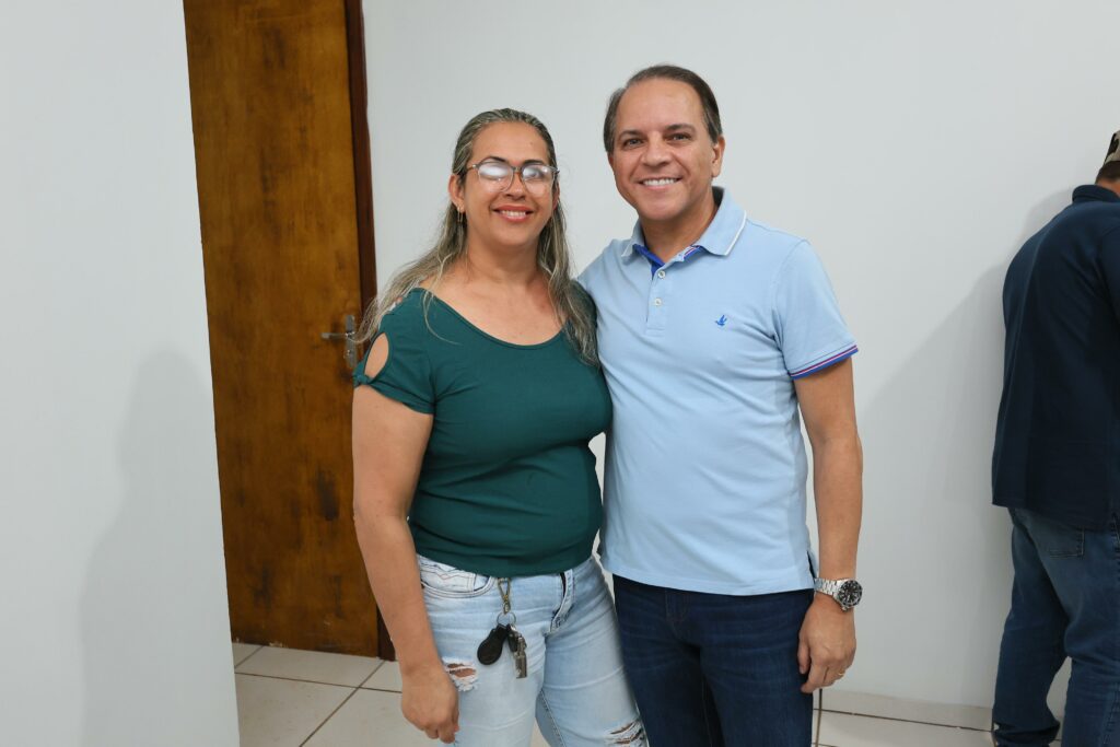 Coronel David entrega R$ 50 mil para brinquedoteca da Casa de Acolhimento Infantil em Coronel Sapucaia