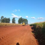 Prefeitura de Coronel Sapucaia realiza melhorias em estrada vicinal da região do Sanga Moroty