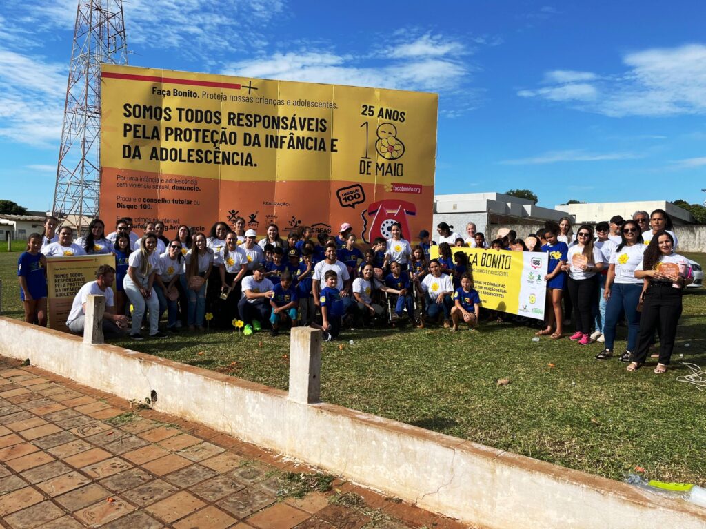 Paranhos promove caminhada em defesa dos direitos de crianças e adolescentes Paranhos promove caminhada em defesa dos direitos de crianças e adolescentes