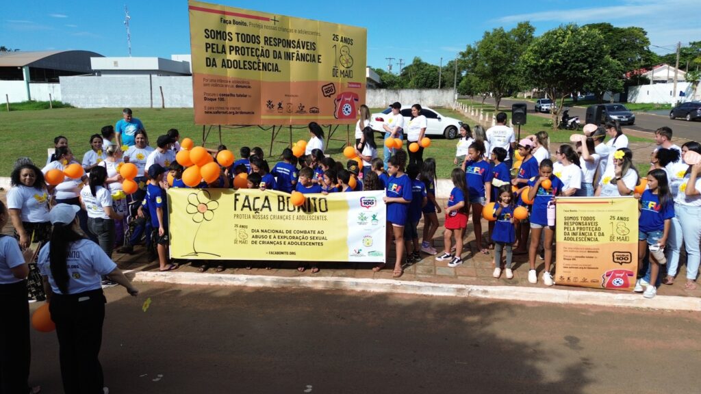 Paranhos promove caminhada em defesa dos direitos de crianças e adolescentes Paranhos promove caminhada em defesa dos direitos de crianças e adolescentes