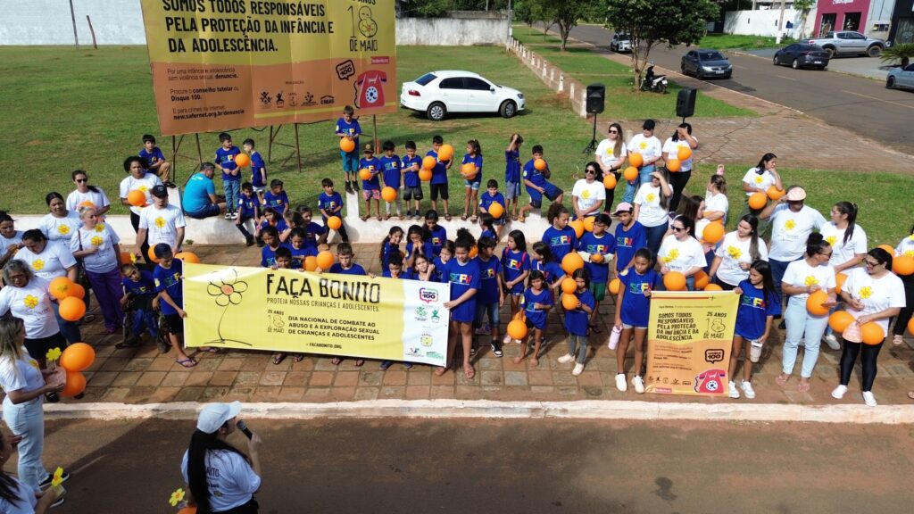 Paranhos promove caminhada em defesa dos direitos de crianças e adolescentes Paranhos promove caminhada em defesa dos direitos de crianças e adolescentes