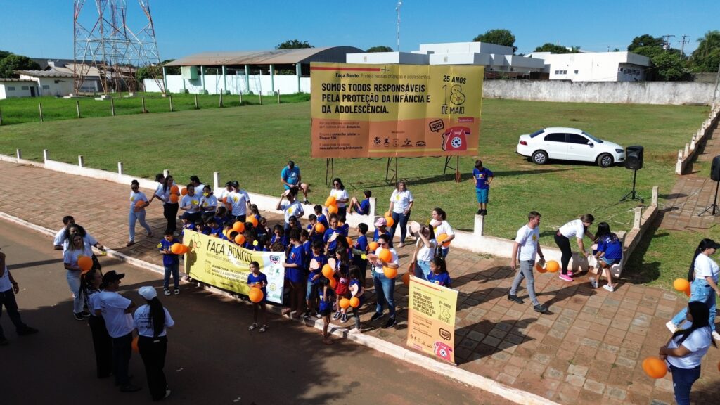 Paranhos promove caminhada em defesa dos direitos de crianças e adolescentes Paranhos promove caminhada em defesa dos direitos de crianças e adolescentes