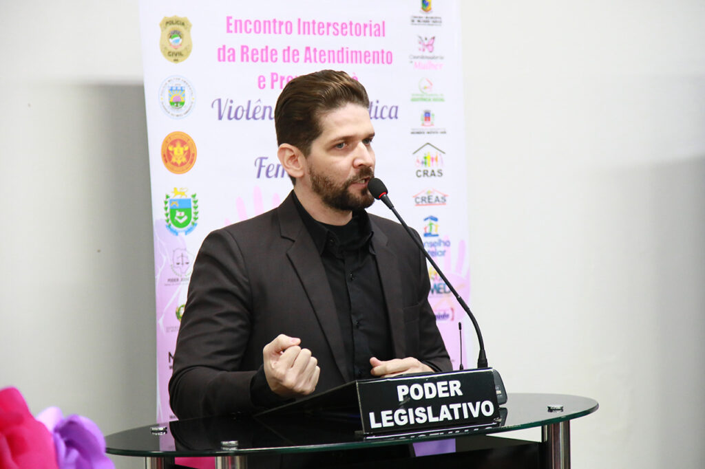I Encontro Intersetorial reúne autoridades e profissionais para fortalecer a rede de combate à violência doméstica em Mundo Novo I Encontro Intersetorial reúne autoridades e profissionais para fortalecer a rede de combate à violência doméstica em Mundo Novo