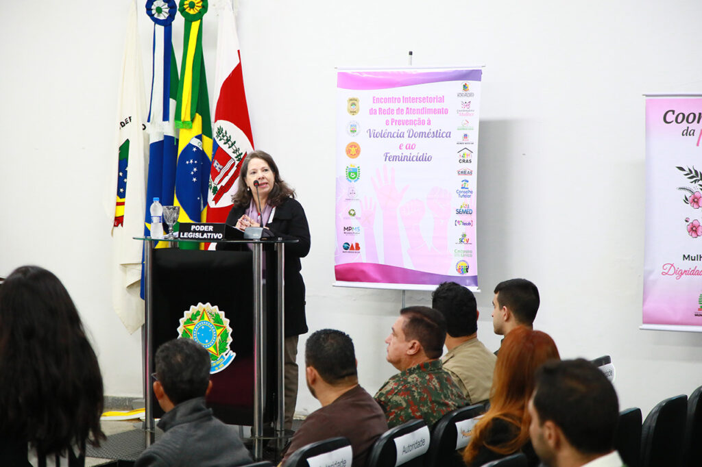 I Encontro Intersetorial reúne autoridades e profissionais para fortalecer a rede de combate à violência doméstica em Mundo Novo I Encontro Intersetorial reúne autoridades e profissionais para fortalecer a rede de combate à violência doméstica em Mundo Novo