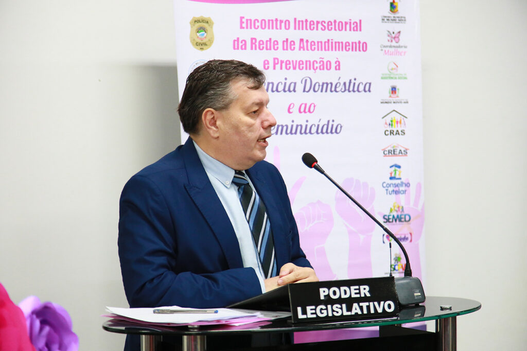 I Encontro Intersetorial reúne autoridades e profissionais para fortalecer a rede de combate à violência doméstica em Mundo Novo I Encontro Intersetorial reúne autoridades e profissionais para fortalecer a rede de combate à violência doméstica em Mundo Novo