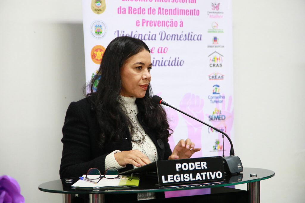 I Encontro Intersetorial reúne autoridades e profissionais para fortalecer a rede de combate à violência doméstica em Mundo Novo I Encontro Intersetorial reúne autoridades e profissionais para fortalecer a rede de combate à violência doméstica em Mundo Novo