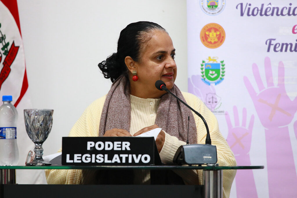 I Encontro Intersetorial reúne autoridades e profissionais para fortalecer a rede de combate à violência doméstica em Mundo Novo I Encontro Intersetorial reúne autoridades e profissionais para fortalecer a rede de combate à violência doméstica em Mundo Novo