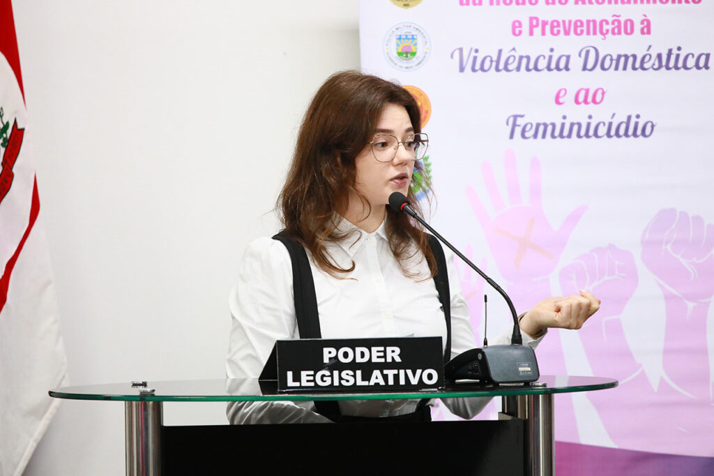 I Encontro Intersetorial reúne autoridades e profissionais para fortalecer a rede de combate à violência doméstica em Mundo Novo I Encontro Intersetorial reúne autoridades e profissionais para fortalecer a rede de combate à violência doméstica em Mundo Novo