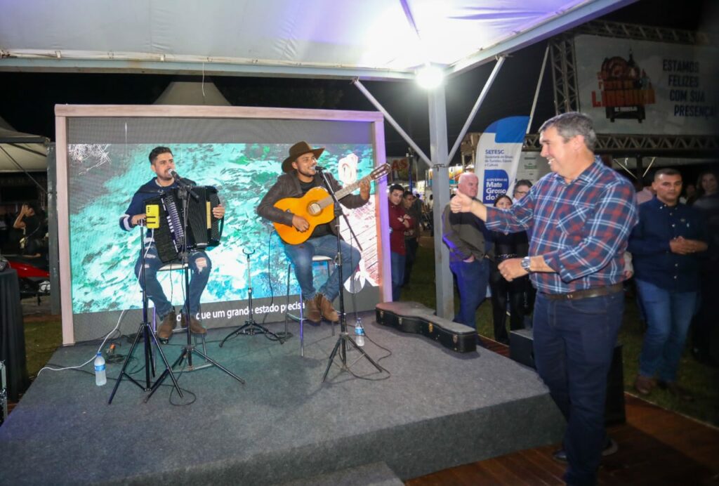 Com apoio do Governo, tradicional Festa da Linguiça movimenta turismo e valoriza cultura em Maracaju Com apoio do Governo, tradicional Festa da Linguiça movimenta turismo e valoriza cultura em Maracaju