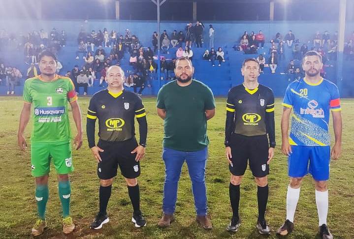 Amigos de Infância faz 2x0 na final e conquista o título da Copa Fronteira 2025 em Coronel Sapucaia Amigos de Infância faz 2x0 na final e conquista o título da Copa Fronteira 2025 em Coronel Sapucaia
