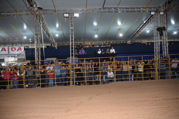 Show da dupla Pedro Paulo & Alex e rodeio abrem a ExpoIguatemi em comemoração aos 60 anos do município Show da dupla Pedro Paulo & Alex e rodeio abrem a ExpoIguatemi em comemoração aos 60 anos do município